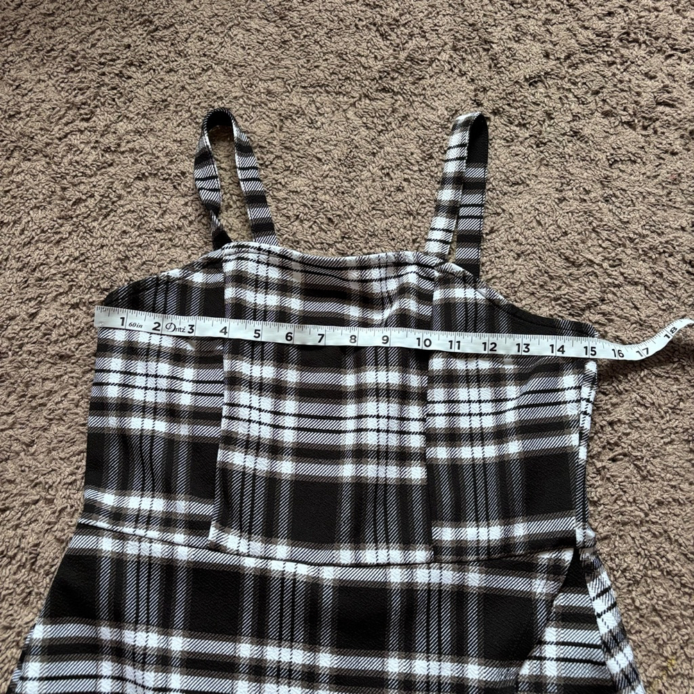 ⭐️⭐️⭐️Almost famous plaid skort Romper size Large - Picture 4 of 7